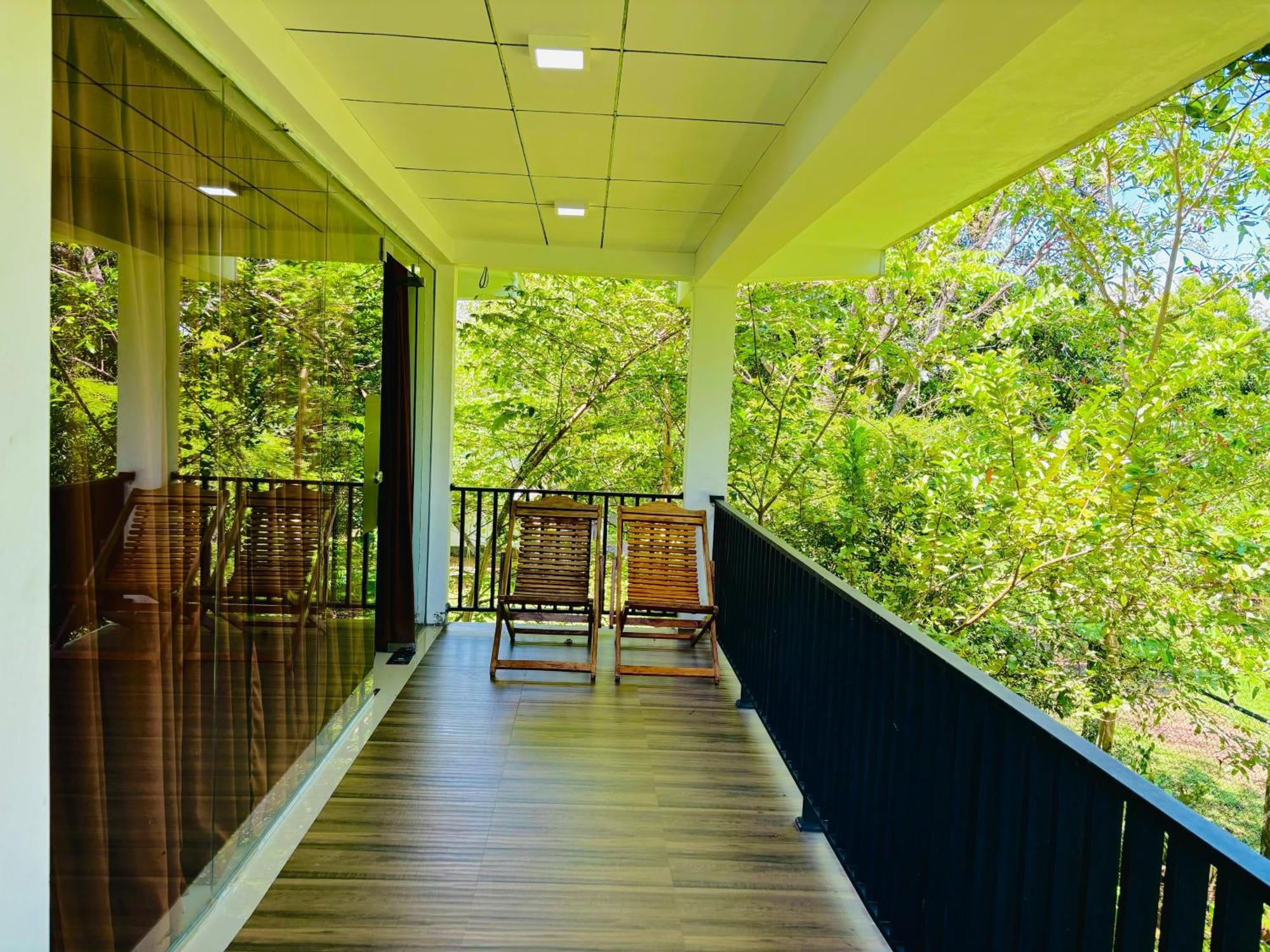Forest Dew Udawalawa Udawalawe Phòng bức ảnh